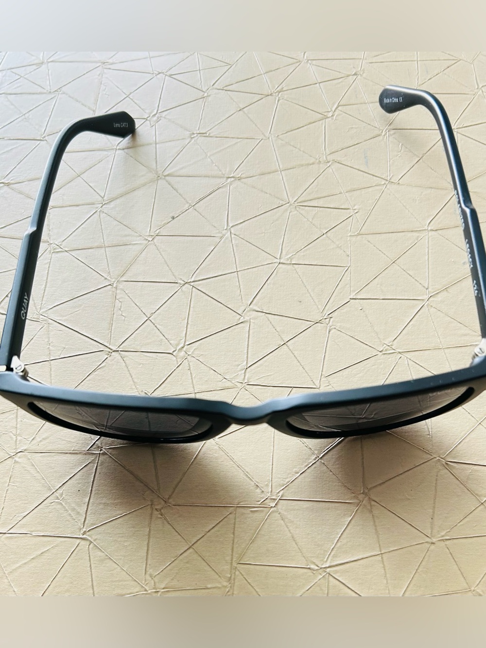 Quay Men’s Polarized Legacy Sunglasses - Picture 2 of 6